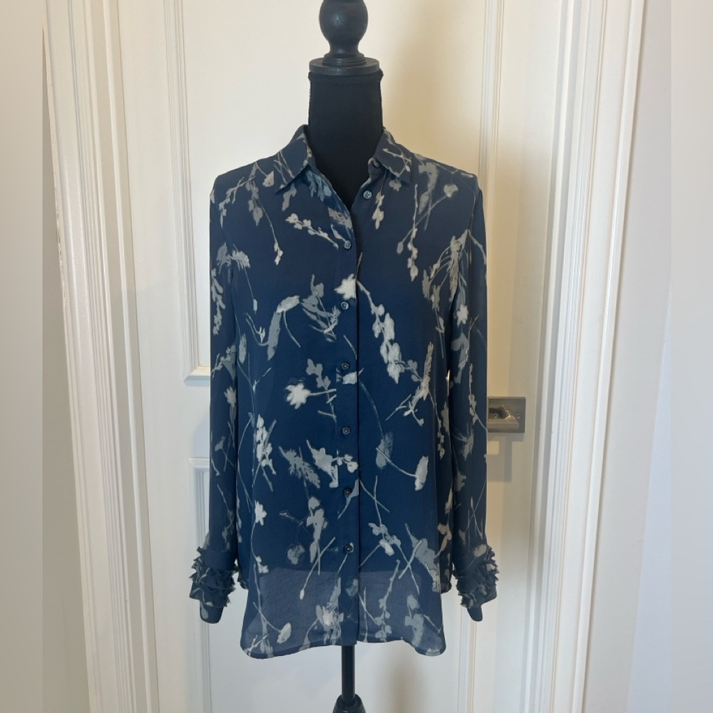 Banana Republic Sheer Tunic Blouse Size Small